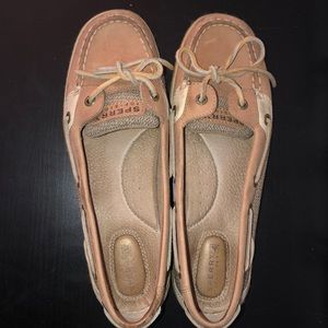 Sperry top sider boat shoes